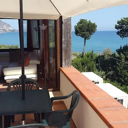 Casa Plaja Degli Uccelli Apartment *