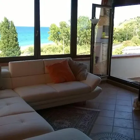 Casa Plaja Degli Uccelli *